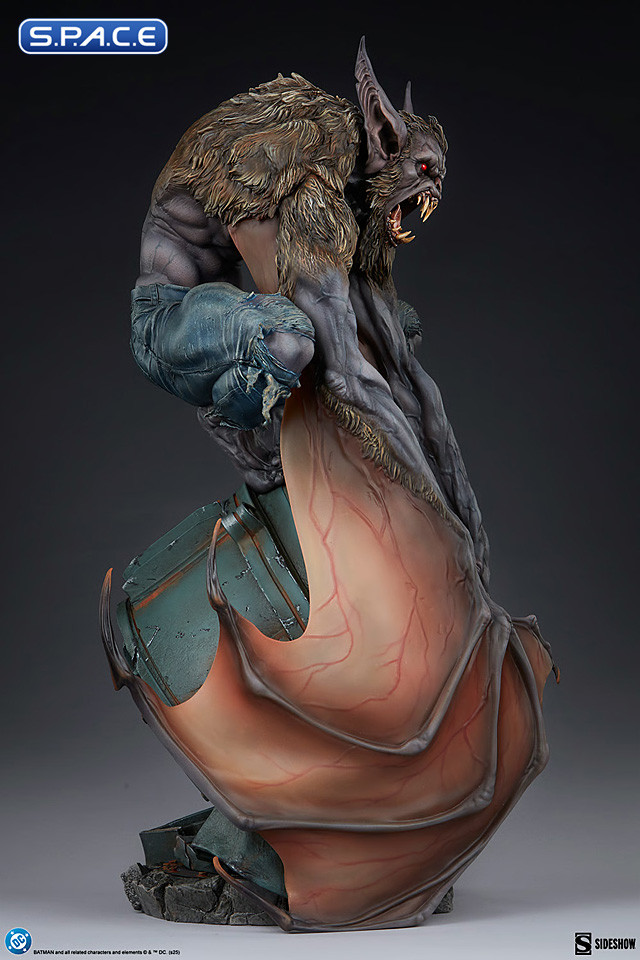 Man-Bat Premium Format Figure (DC Comics)