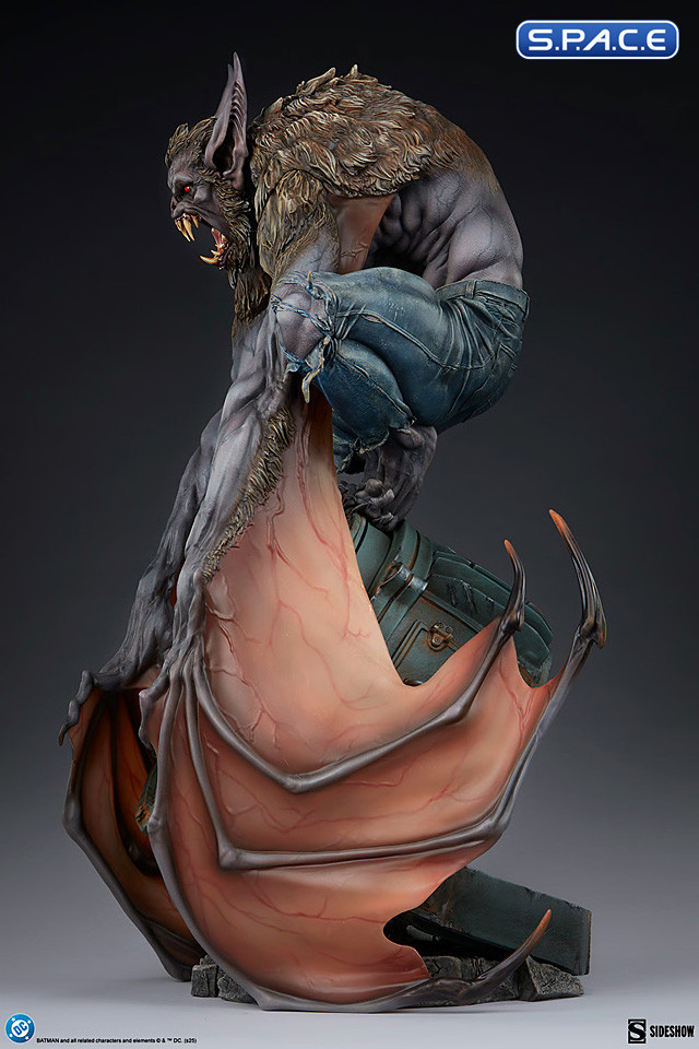 Man-Bat Premium Format Figure (DC Comics)