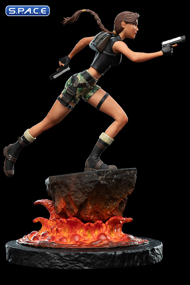 Lara Croft The Sanctuary of Flame Mini-Statue (Tomb Raider)