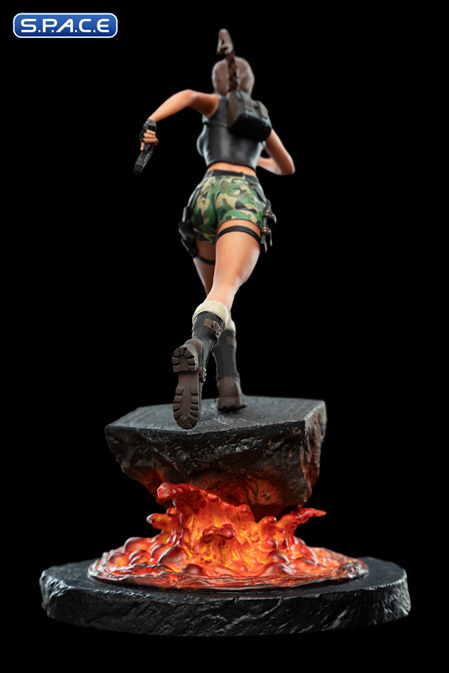 Lara Croft The Sanctuary of Flame Mini-Statue (Tomb Raider)