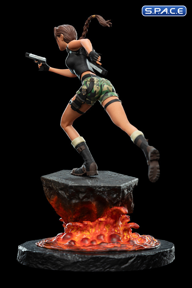 Lara Croft The Sanctuary of Flame Mini-Statue (Tomb Raider)