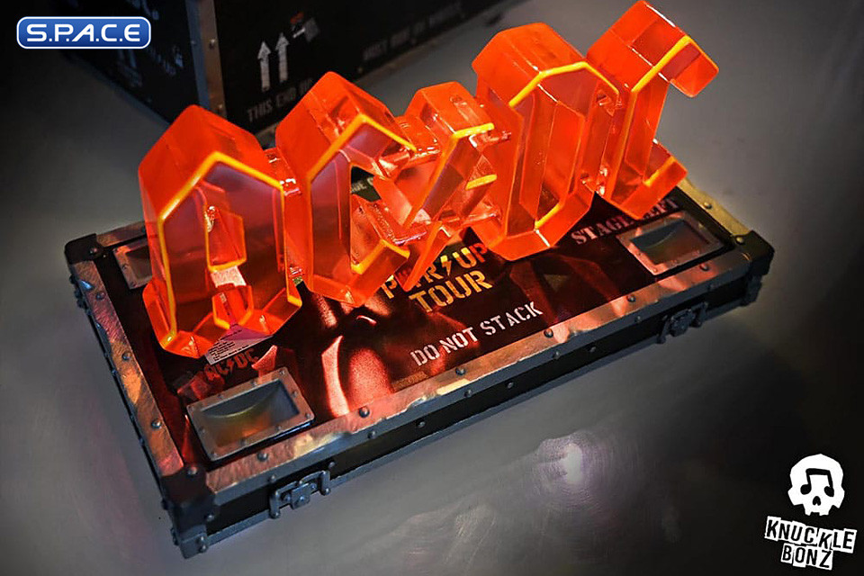 PWR UP Road Case on Tour Rock Iconz Statue (AC/DC)