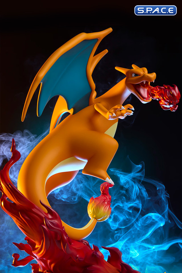 Glurak Statue (Pokemon)