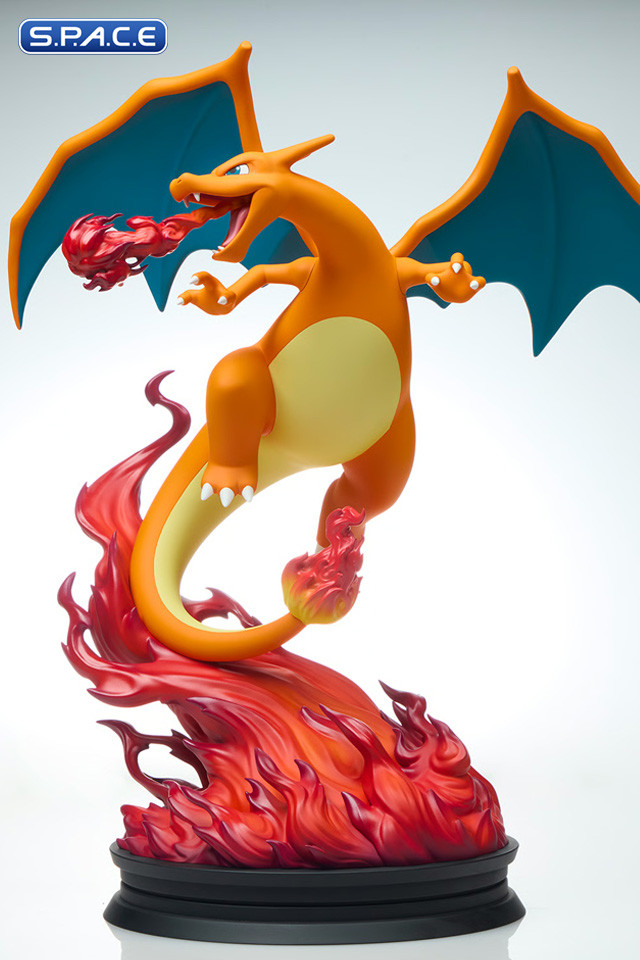 Glurak Statue (Pokemon)