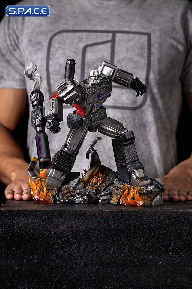 1/20 Scale Megatron Demi Art Scale Statue (Transformers)