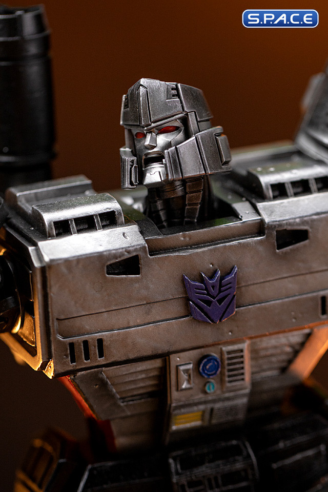 1/20 Scale Megatron Demi Art Scale Statue (Transformers)