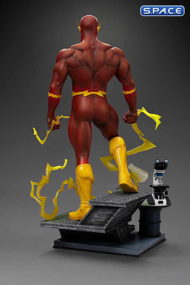 1/4 Scale The Flash Legacy Replica Statue (DC Comics)