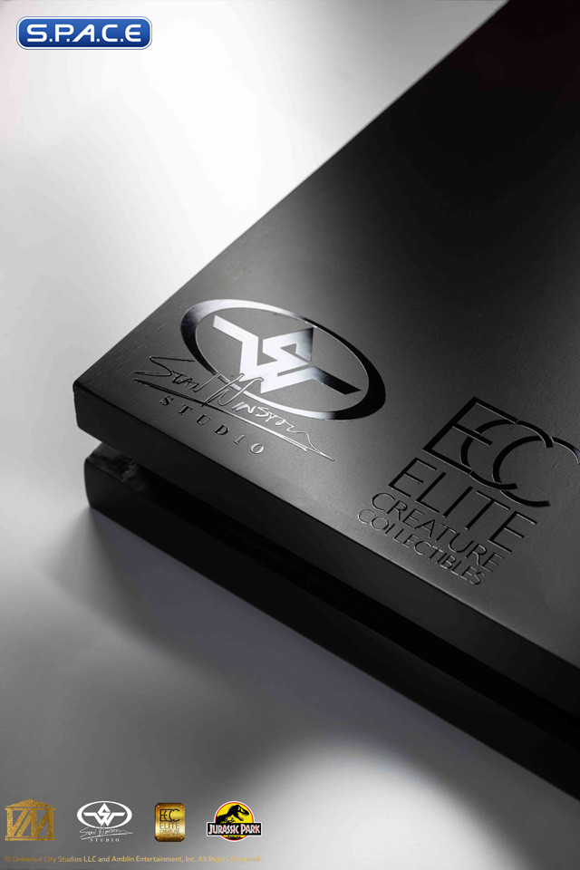 1/2 Scale T-Rex Head Replica (Jurassic Park)