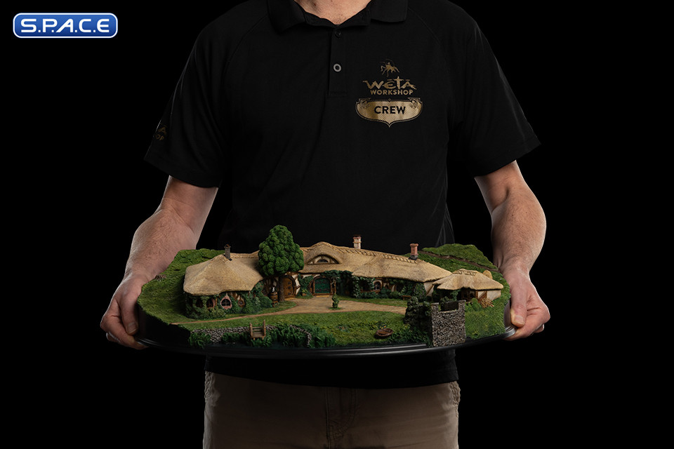 Green Dragon Inn Environment (Lord of the Rings)