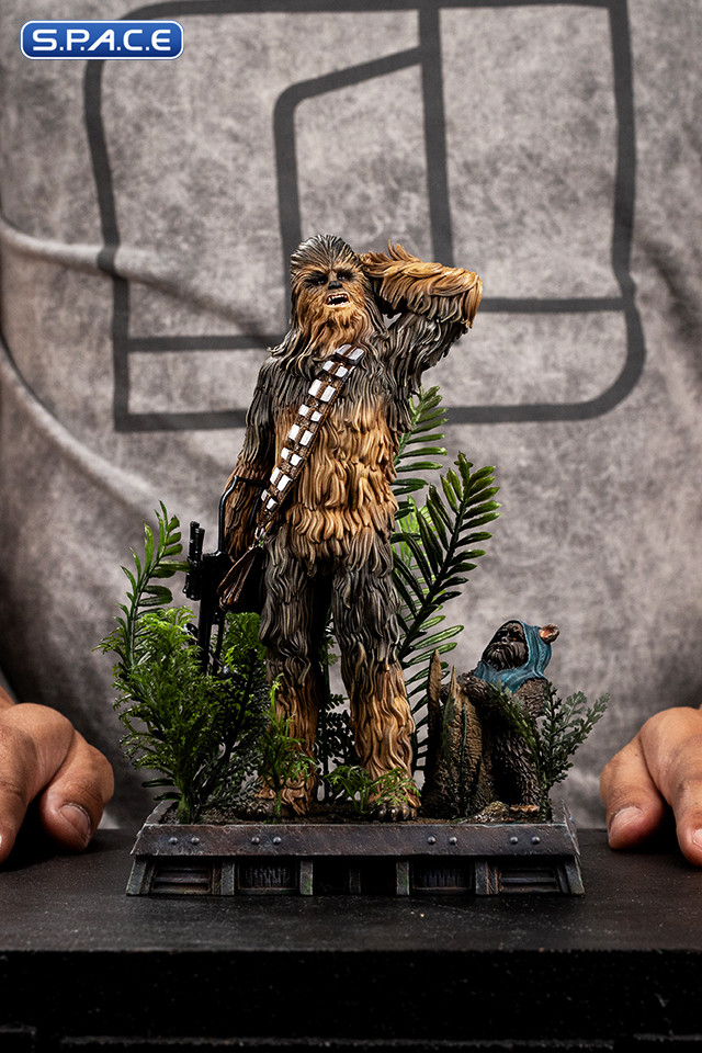 1/10 Scale Chewbacca & Tokkat Art Scale Statue (Star Wars)