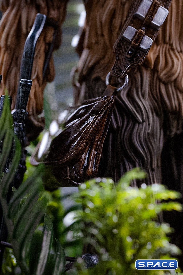 1/10 Scale Chewbacca & Tokkat Art Scale Statue (Star Wars)