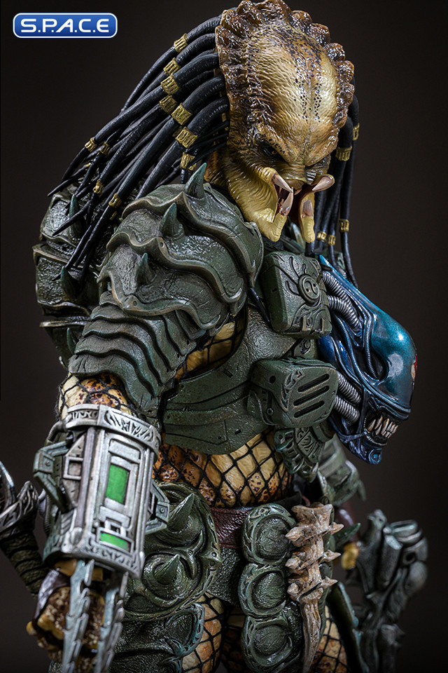 1/6 Scale Broken Tusk Predator Comic Masterpiece CMS029 (Aliens vs. Predator)