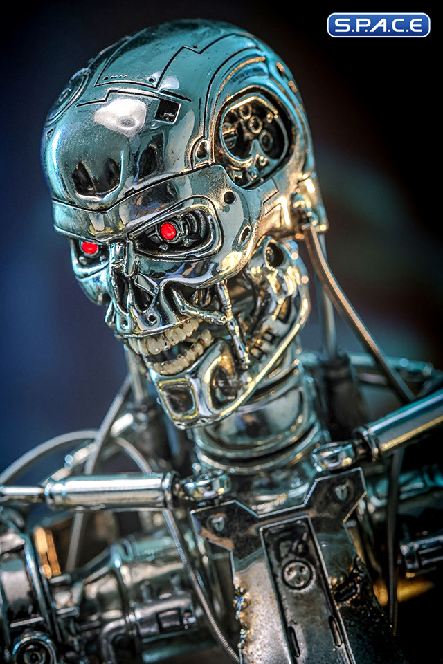 1/6 Scale Endoskeleton Battle Damaged Version Movie Masterpiece MMS840D77 (Terminator 2: Judgment Day)