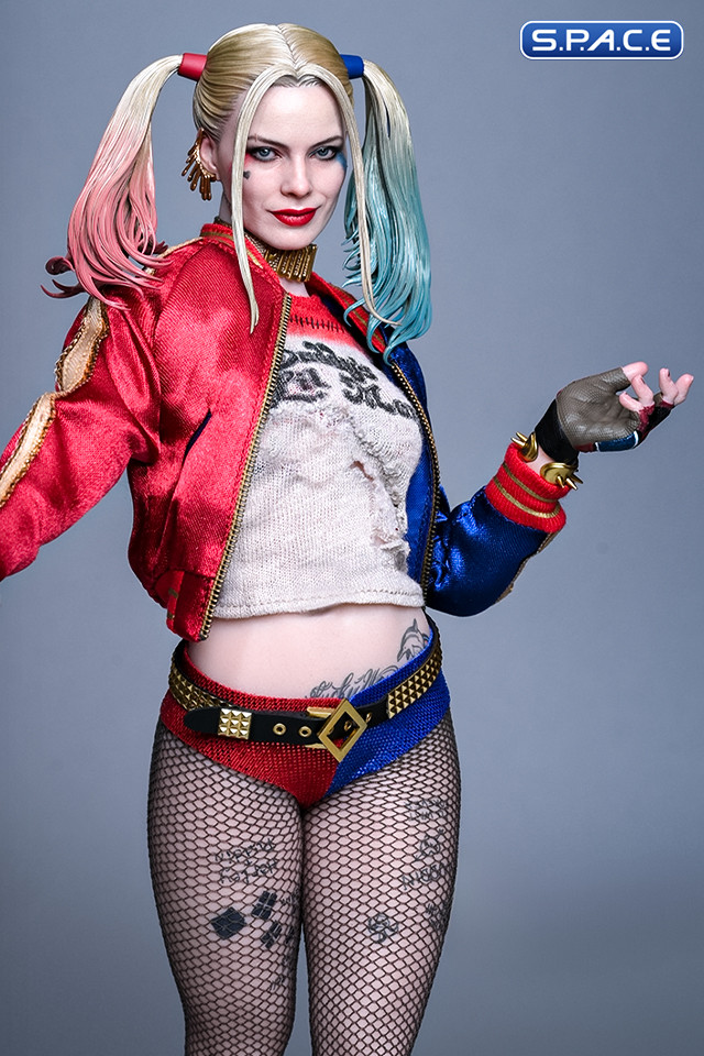1/6 Scale Harley Quinn Movie Masterpiece MMS841 (Suicide Squad)