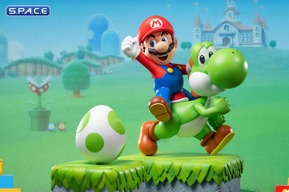 Mario and Yoshi Statue - Exclusive Version (Super Mario)