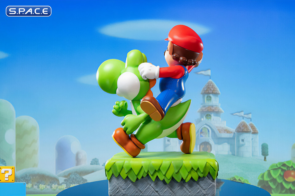 Mario and Yoshi Statue (Super Mario)