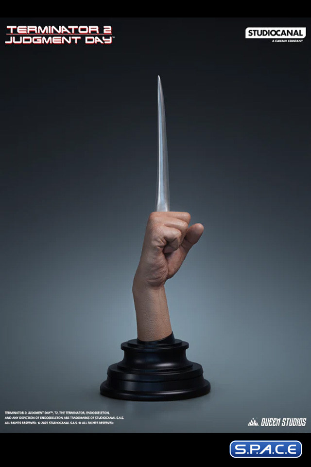 1:1 Scale T-1000 Life-Size Bust (Terminator 2: Judgment Day)