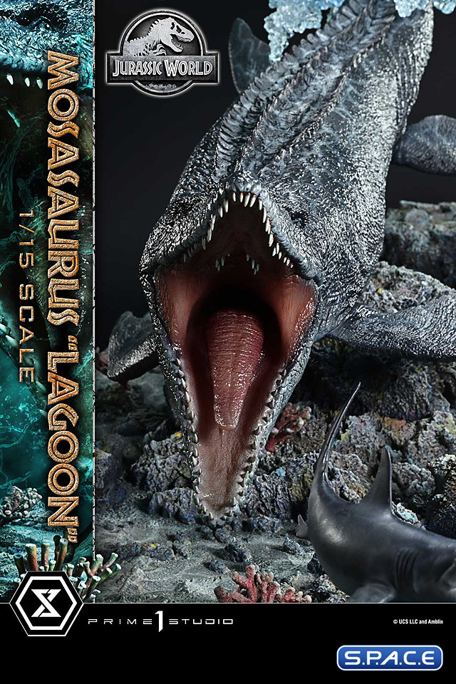 1/15 Scale Mosasaurus Lagoon Legacy Museum Collection Statue (Jurassic World)