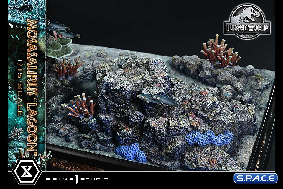 1/15 Scale Mosasaurus Lagoon Legacy Museum Collection Statue (Jurassic World)