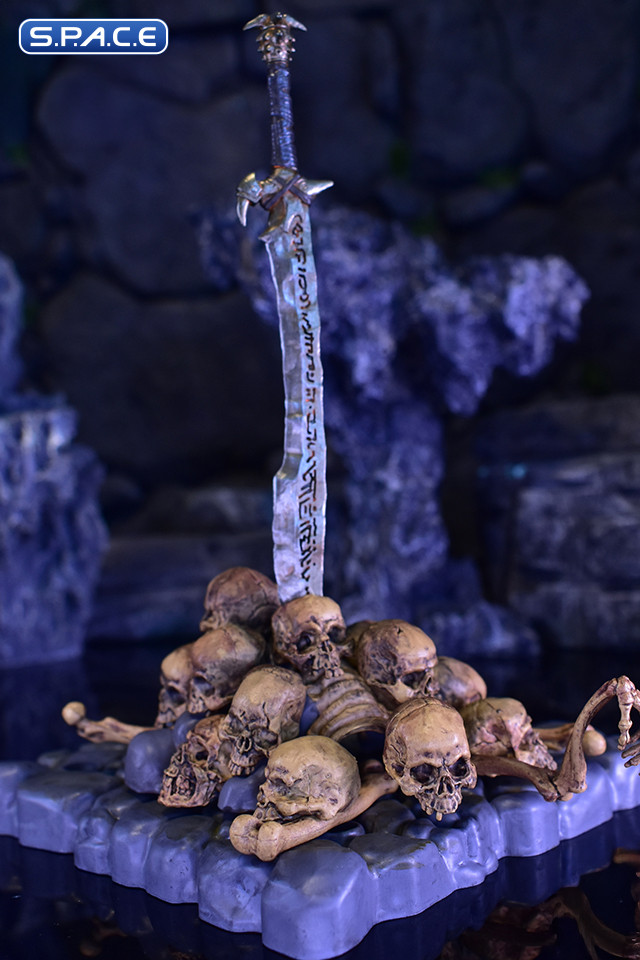 Deluxe Dungeon Savage Stand Set (Savage Crucible)