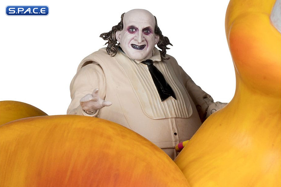 The Duck with the Penguin from Batman Returns (DC Multiverse)