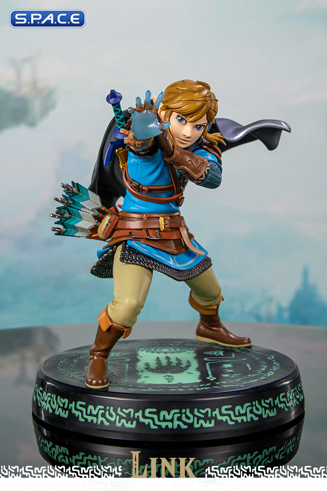 Link PVC Statue (The Legend of Zelda: Tears of the Kingdom)