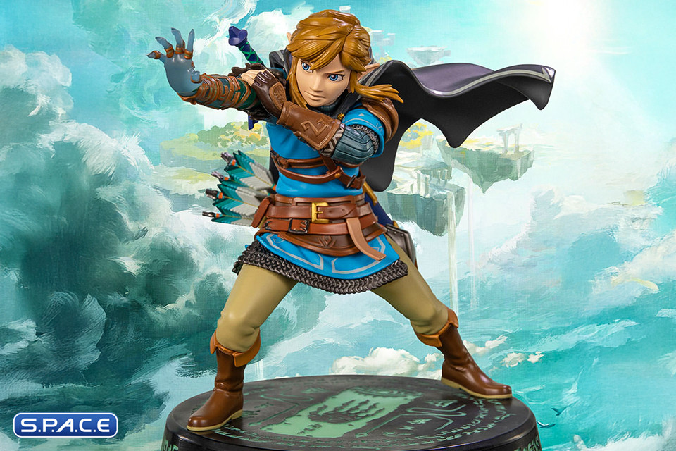 Link PVC Statue (The Legend of Zelda: Tears of the Kingdom)