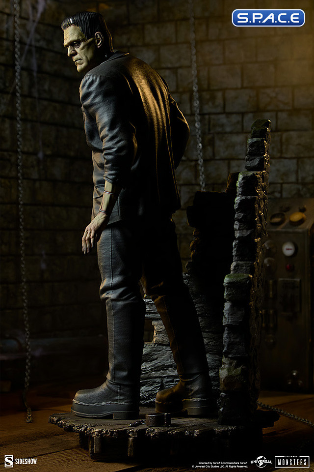 Frankensteins Monster Premium Format Figure (Universal Monsters)