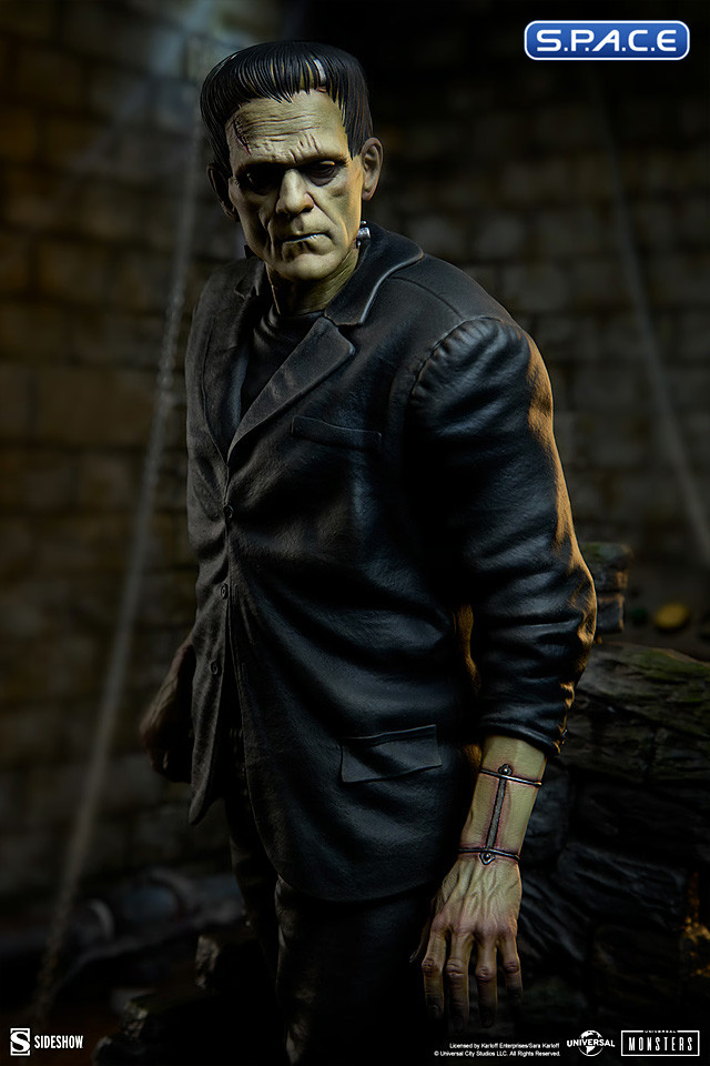 Frankensteins Monster Premium Format Figure (Universal Monsters)