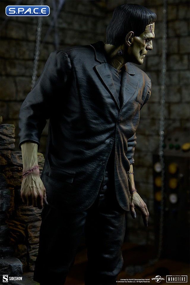 Frankensteins Monster Premium Format Figure (Universal Monsters)