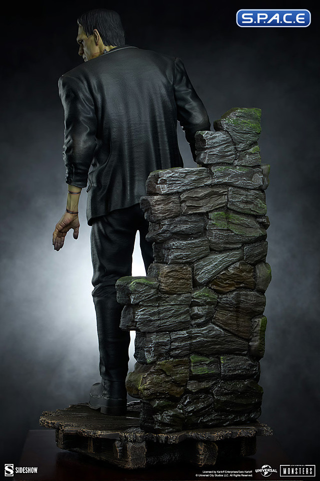 Frankensteins Monster Premium Format Figure (Universal Monsters)