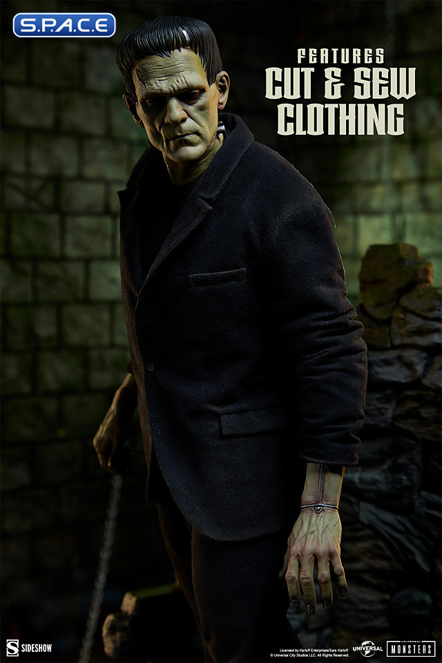 Frankensteins Monster Premium Format Figure - Mixed Media Version (Universal Monsters)