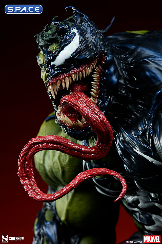 Venomized Hulk Premium Format Figure (Marvel)