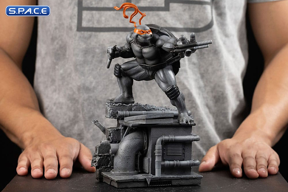 1/10 Scale Michelangelo BDS Art Scale Statue - black & white Version (Teenage Mutant Ninja Turtles)