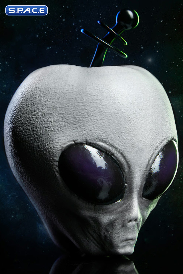 Alien Apple Replica