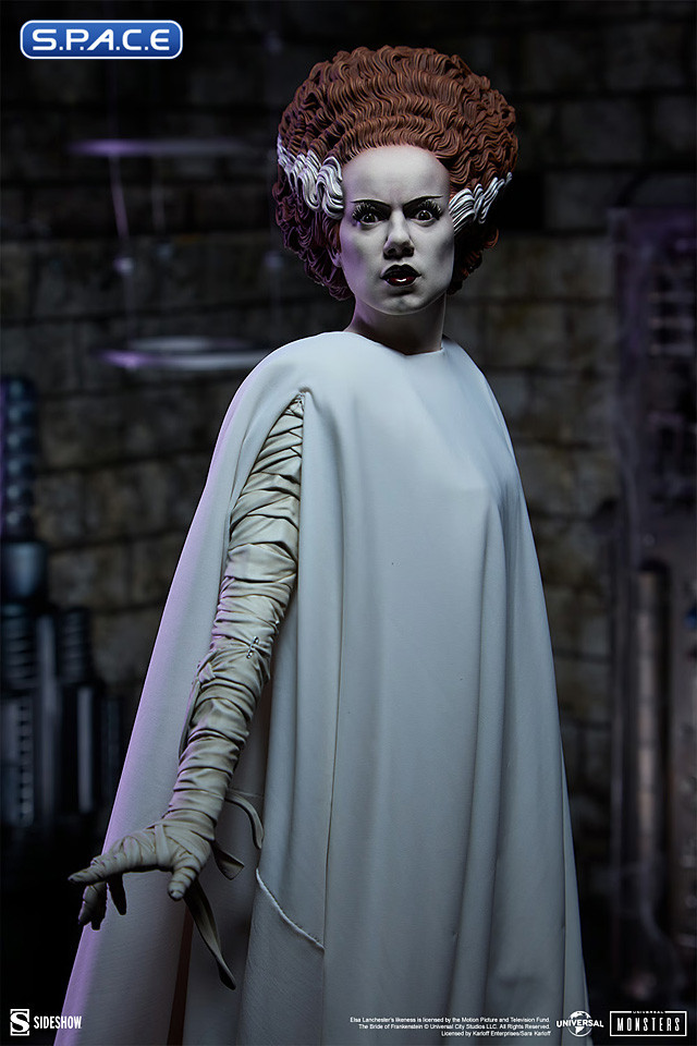 The Bride of Frankenstein Premium Format Figure - Mixed Media Version (Universal Monsters)