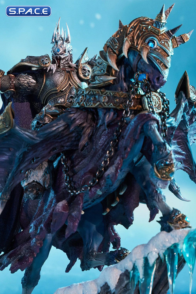 The Lich King & Invincible Statue (World of Warcraft)