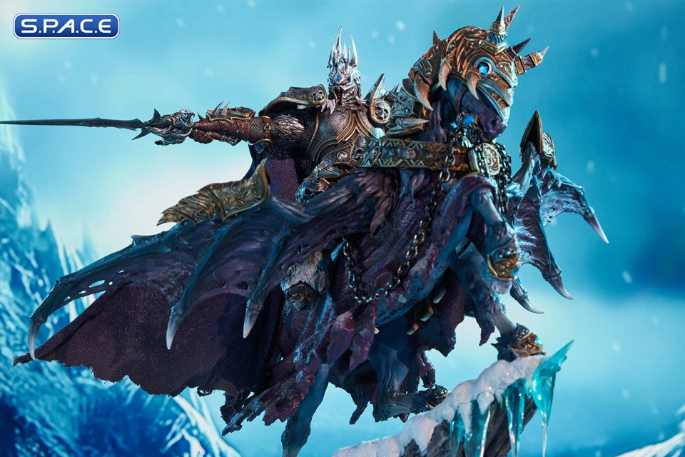 The Lich King & Invincible Statue (World of Warcraft)