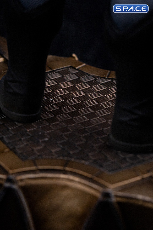 1/10 Scale Batman Absolute Art Scale Statue (DC Comics)