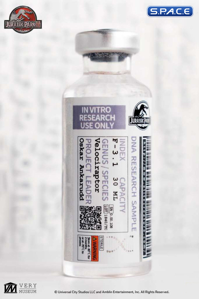 White Queen Egg Hatching Statue (Jurassic Park III)