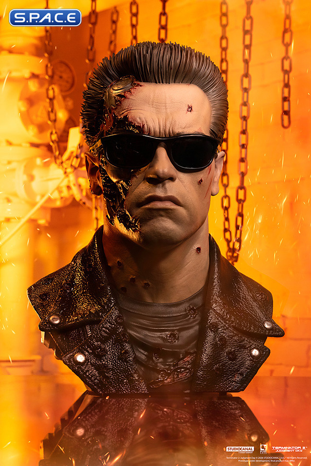 1:1 Battle Damaged T-800 Art Mask Life-Size Replica (Terminator 2)