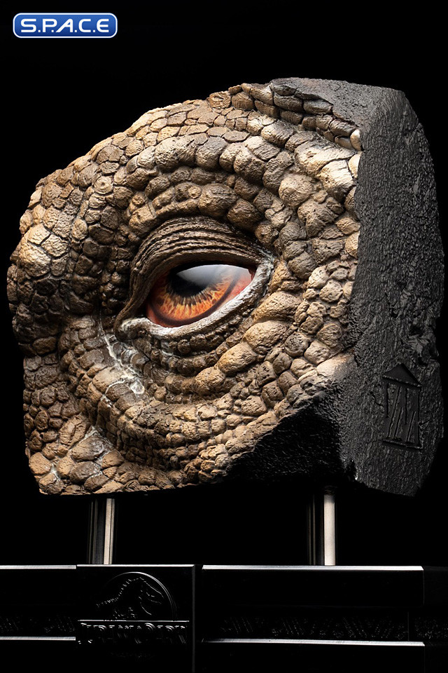 Sick Triceratops Eye Prop Replica (Jurassic Park)