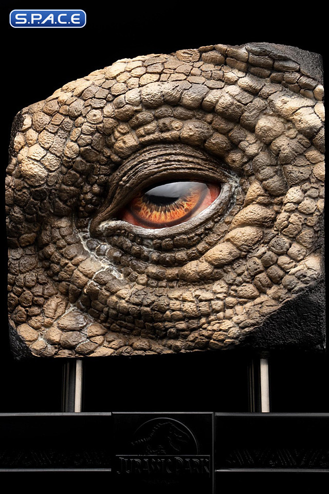 Sick Triceratops Eye Prop Replica (Jurassic Park)