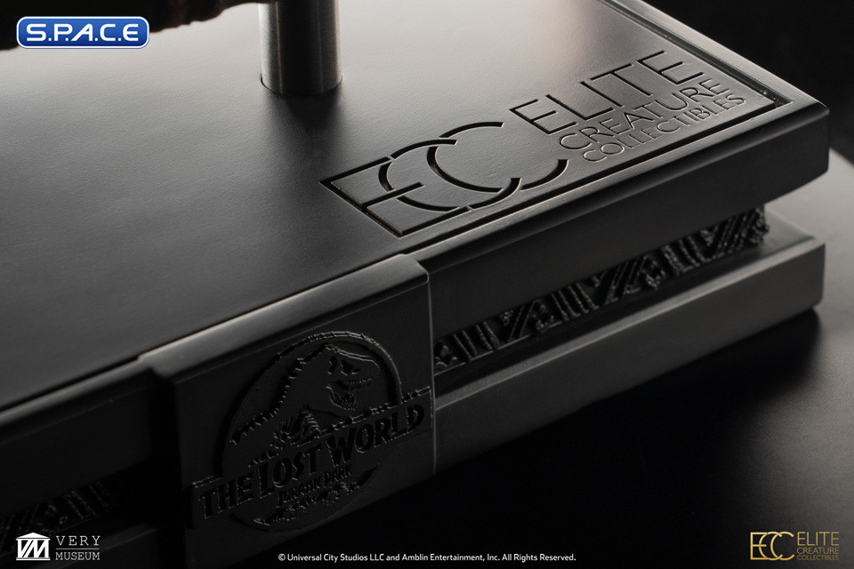 1:1 Male Velociraptor Eye Life-Size Replica (The Lost World: Jurassic Park)