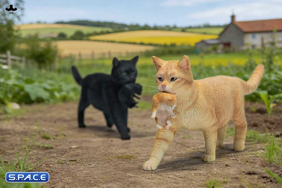 Domestic Cat with Kitten Statue (red)