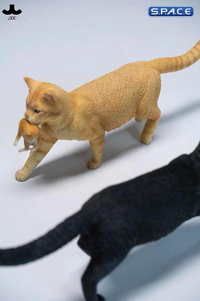 Domestic Cat with Kitten Statue (black)