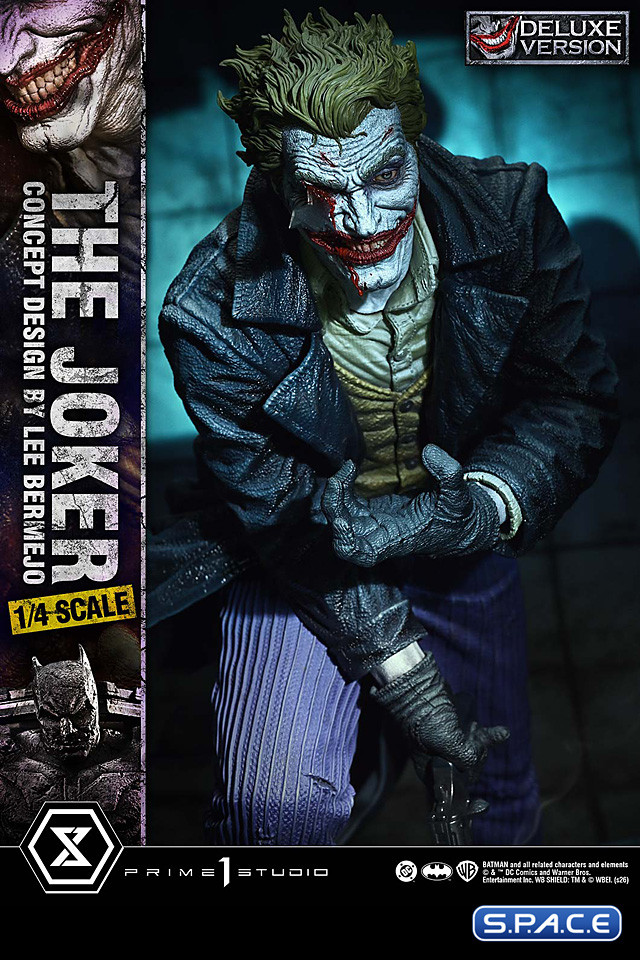 1/4 Scale The Joker �Concept Design by Lee Bermejo� Ultimate Premium Masterline Statue - Deluxe Bonus Version (DC Comics)