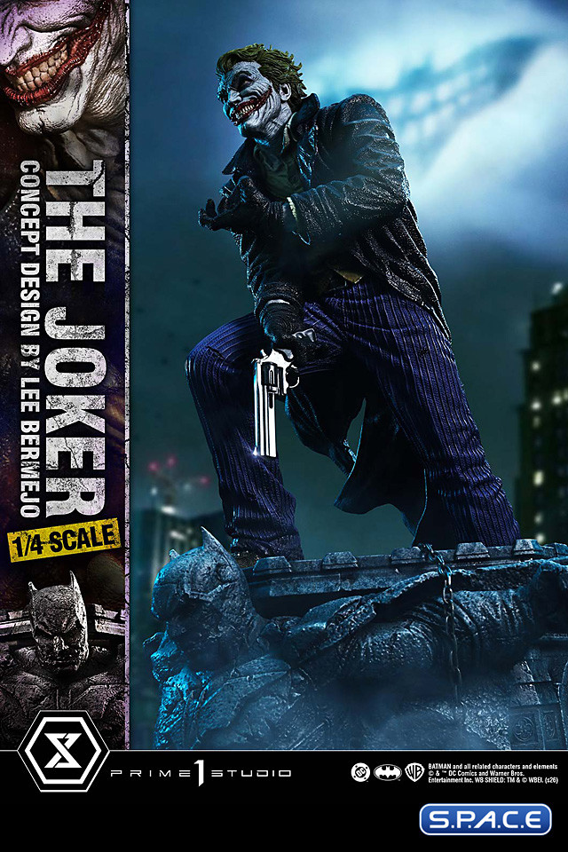 1/4 Scale The Joker �Concept Design by Lee Bermejo� Ultimate Premium Masterline Statue (DC Comics)