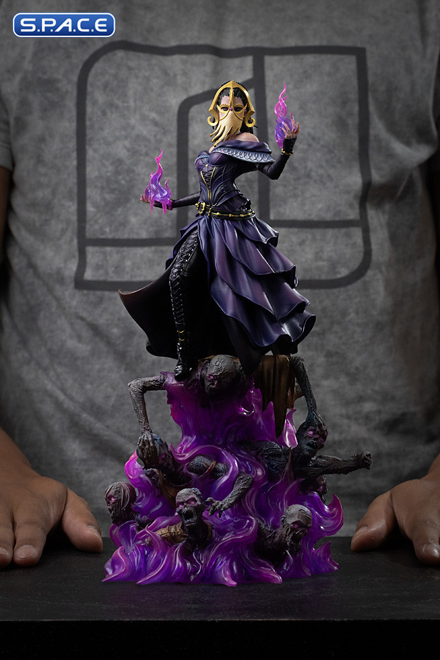 1/10 Scale Liliana Vess Deluxe Art Scale Statue (Magic: The Gathering)