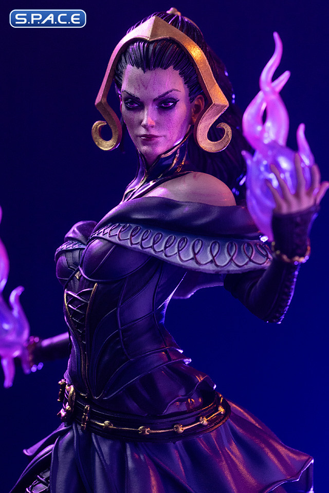 1/10 Scale Liliana Vess Deluxe Art Scale Statue (Magic: The Gathering)